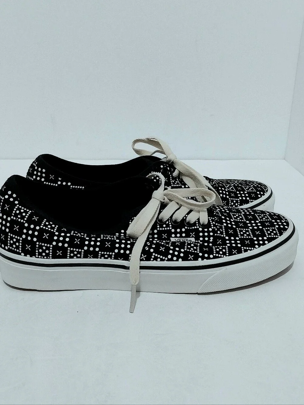 Vans Checker Dot Sneakers, NEW,‎ Size 8.5|EUR 39
